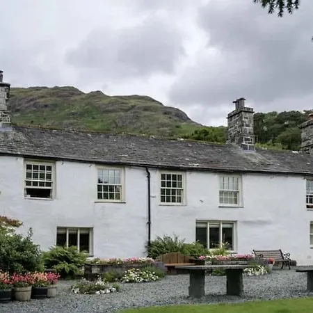 Seatoller House 3*